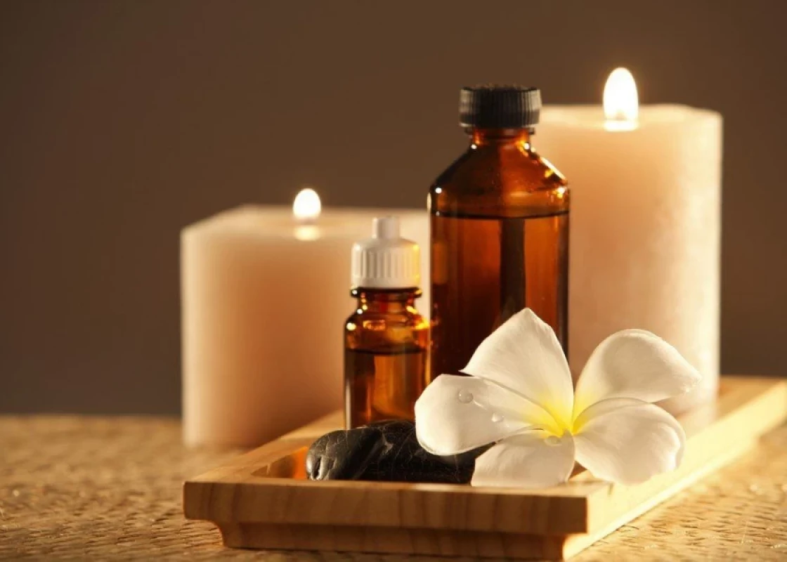 Tinh Dầu Massage Thiên Nhiên
